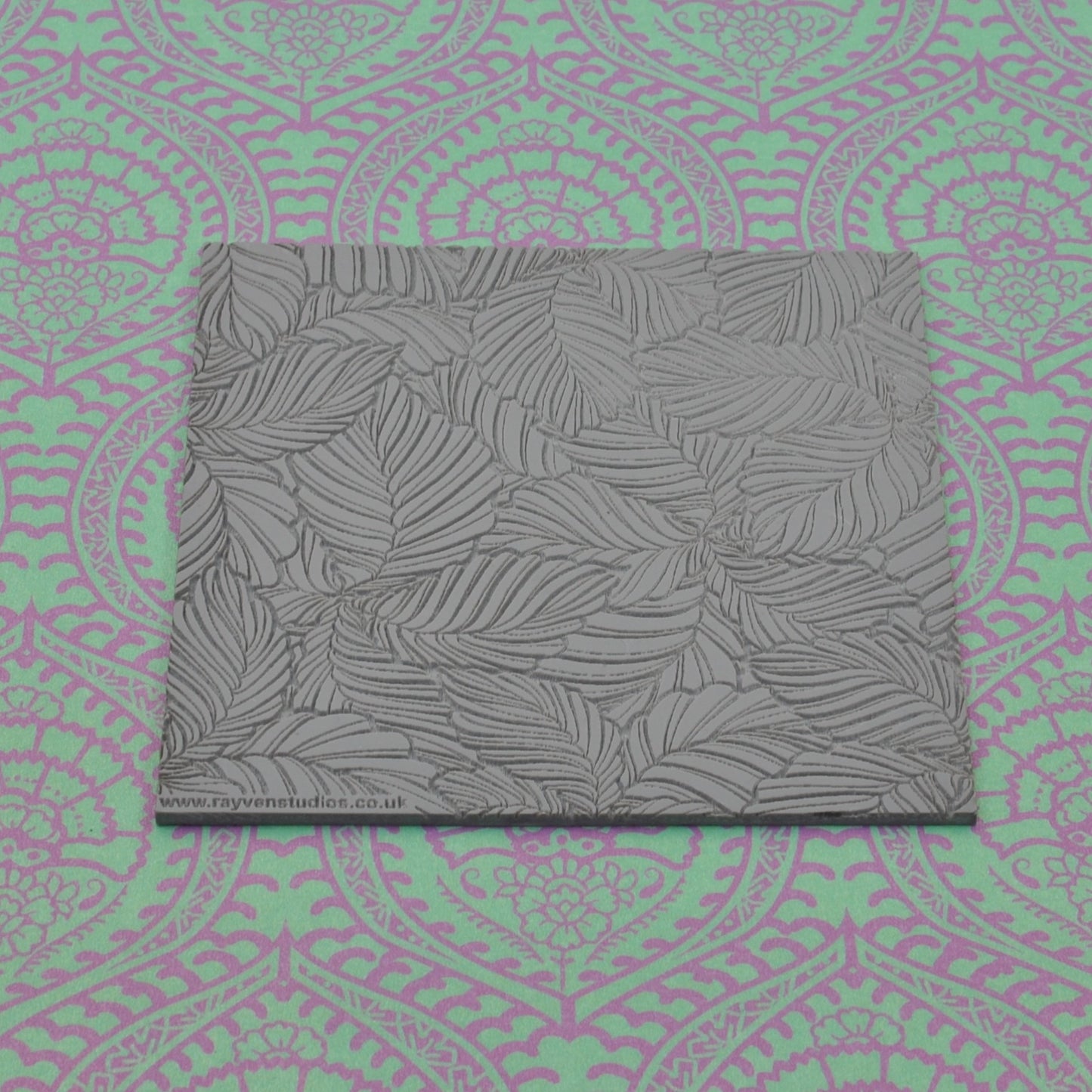 Texture Mat Variegated Leaves