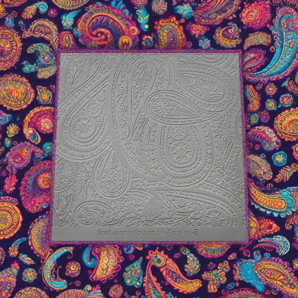 A pattern embossed texture mat in grey material. This texture mat will give you an debossed effect on metal clay or polymer clay.