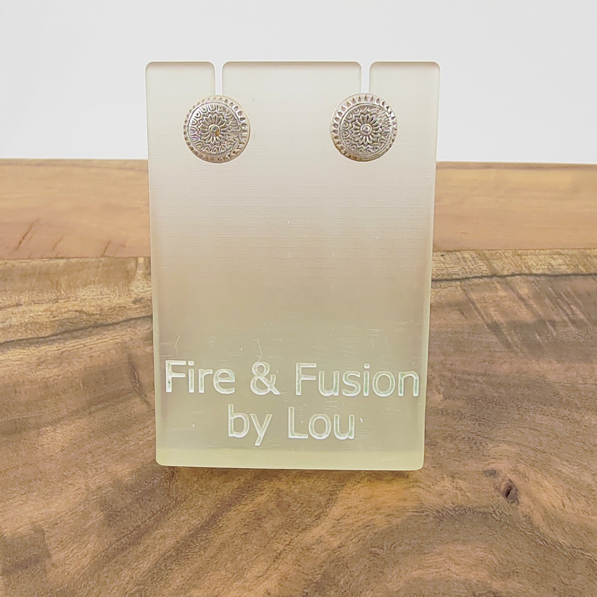 999 fine silver studs various themes Bees, foxes, ladybirds and textured round designs. All with 925 silver backs.