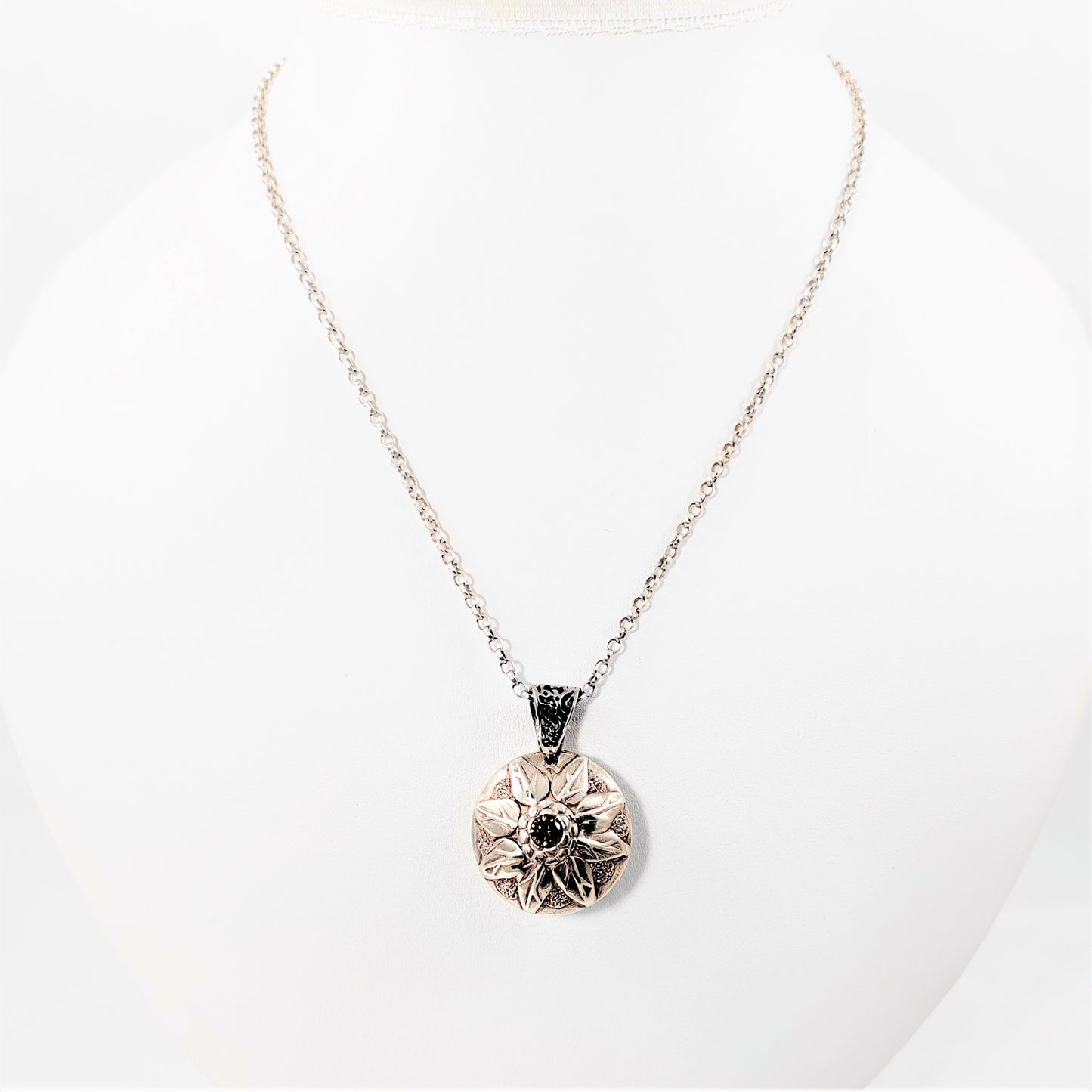 Necklace 999 fine silver lentil bead pendant (double sided flower amethyst & olive cubic zirconia