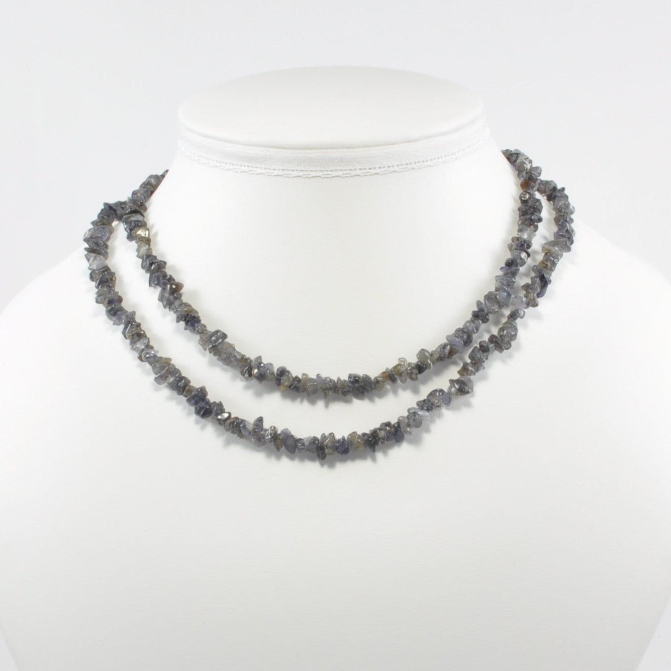 Iolite Chips
