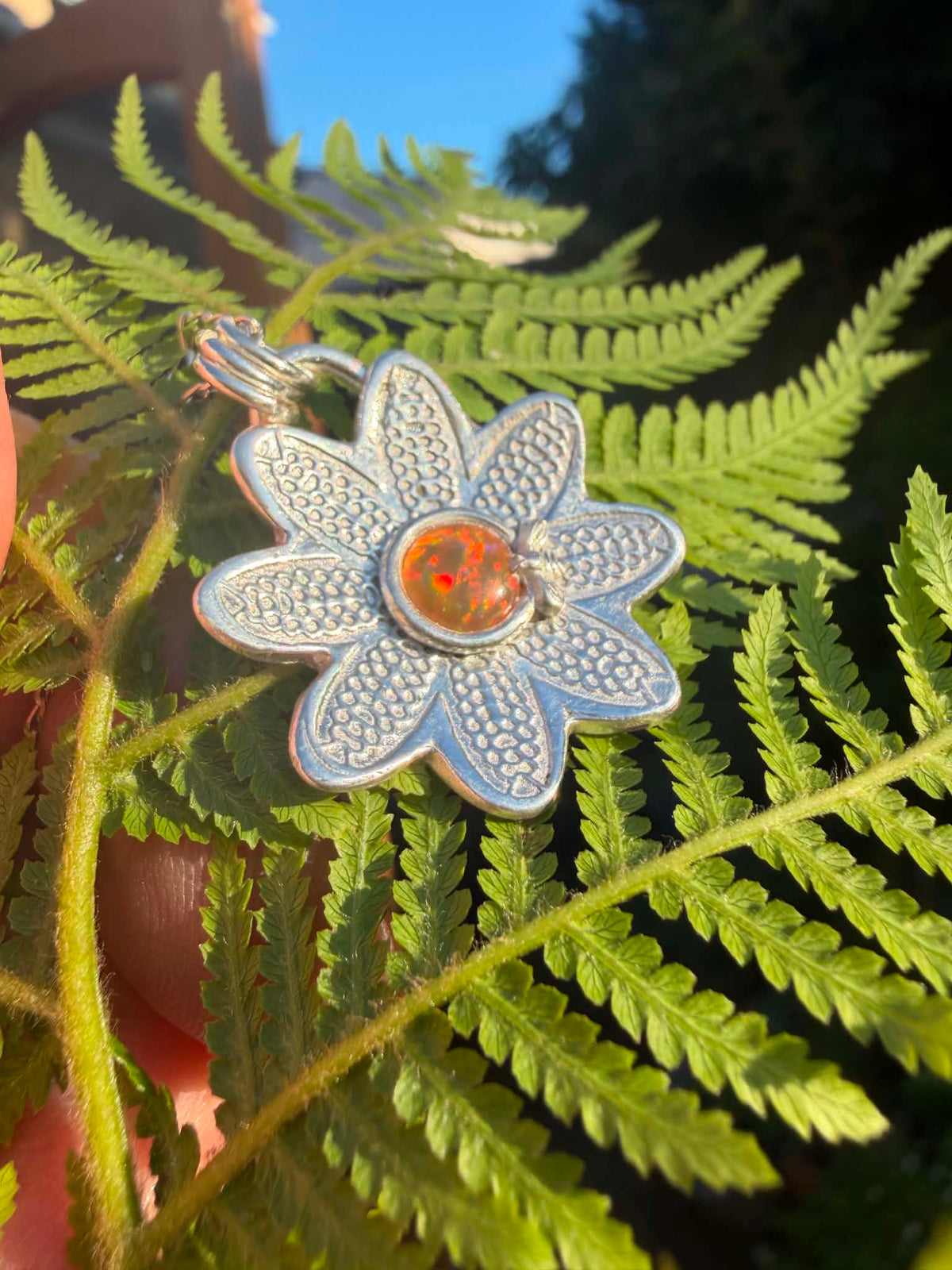 Fireable Fire Opal – Light Orange & Tangerine Flash Round 6mm Cabochon