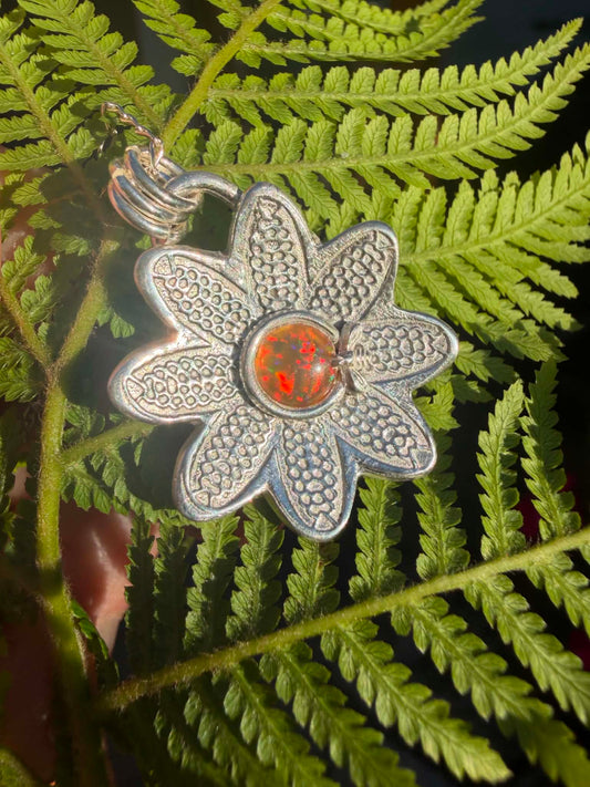Fireable Fire Opal – Light Orange & Tangerine Flash Round 6mm Cabochon